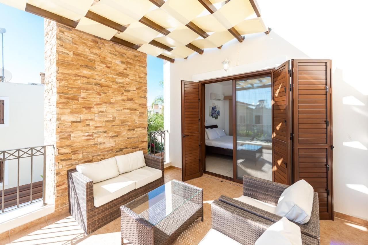 Villa Iris By Ezoria Villas Ayia Napa Exterior foto