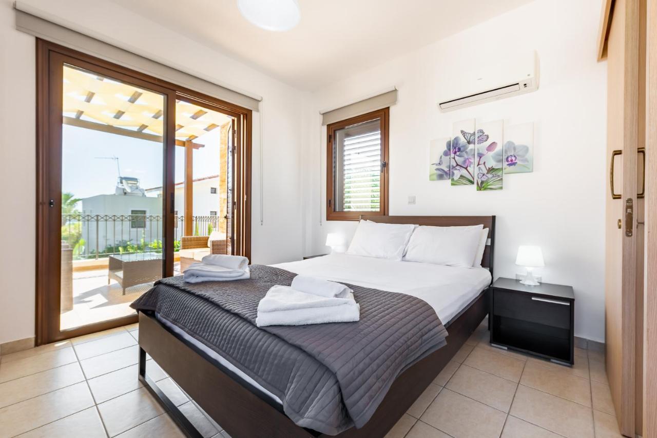 Villa Iris By Ezoria Villas Ayia Napa Exterior foto